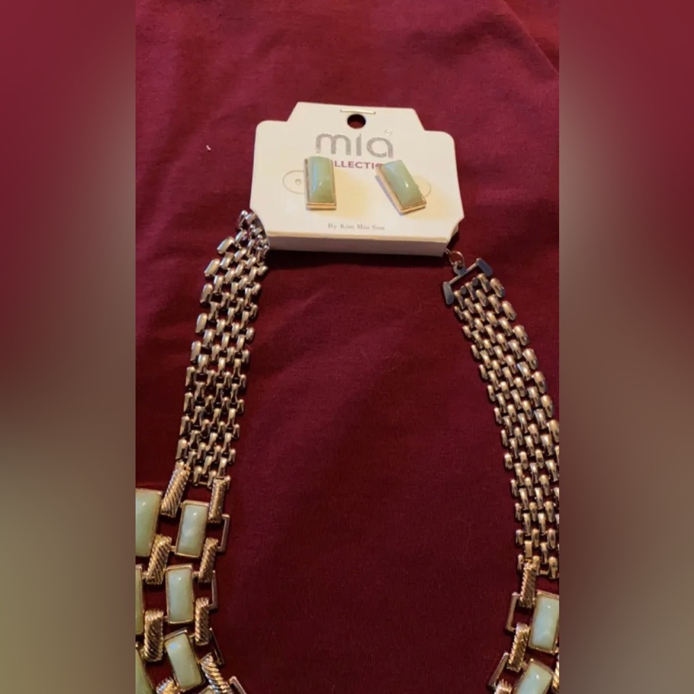 Necklace set - Picture 3 of 3